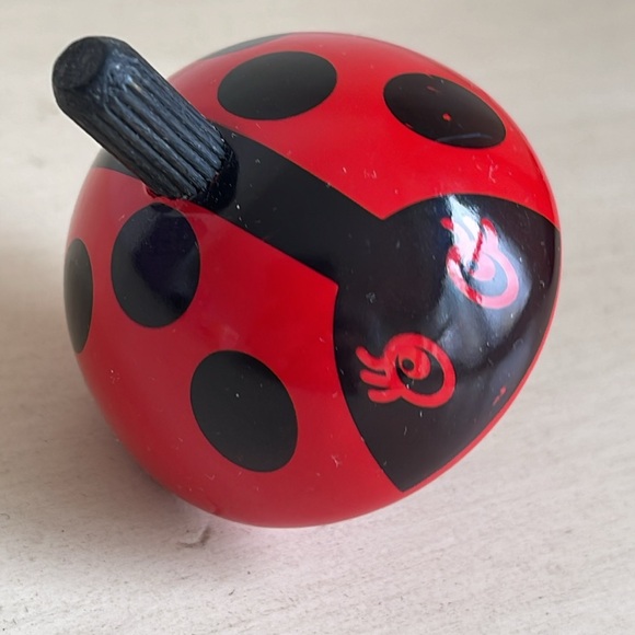 VILAC WOODEN LADYBUG SPINNING TOP - Picture 4 of 4